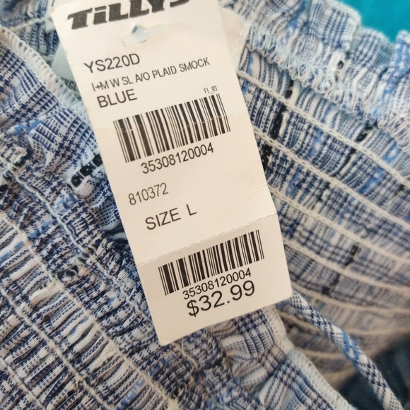 Blue and white scrunched spaghetti strap dress - Picture 2 of 4